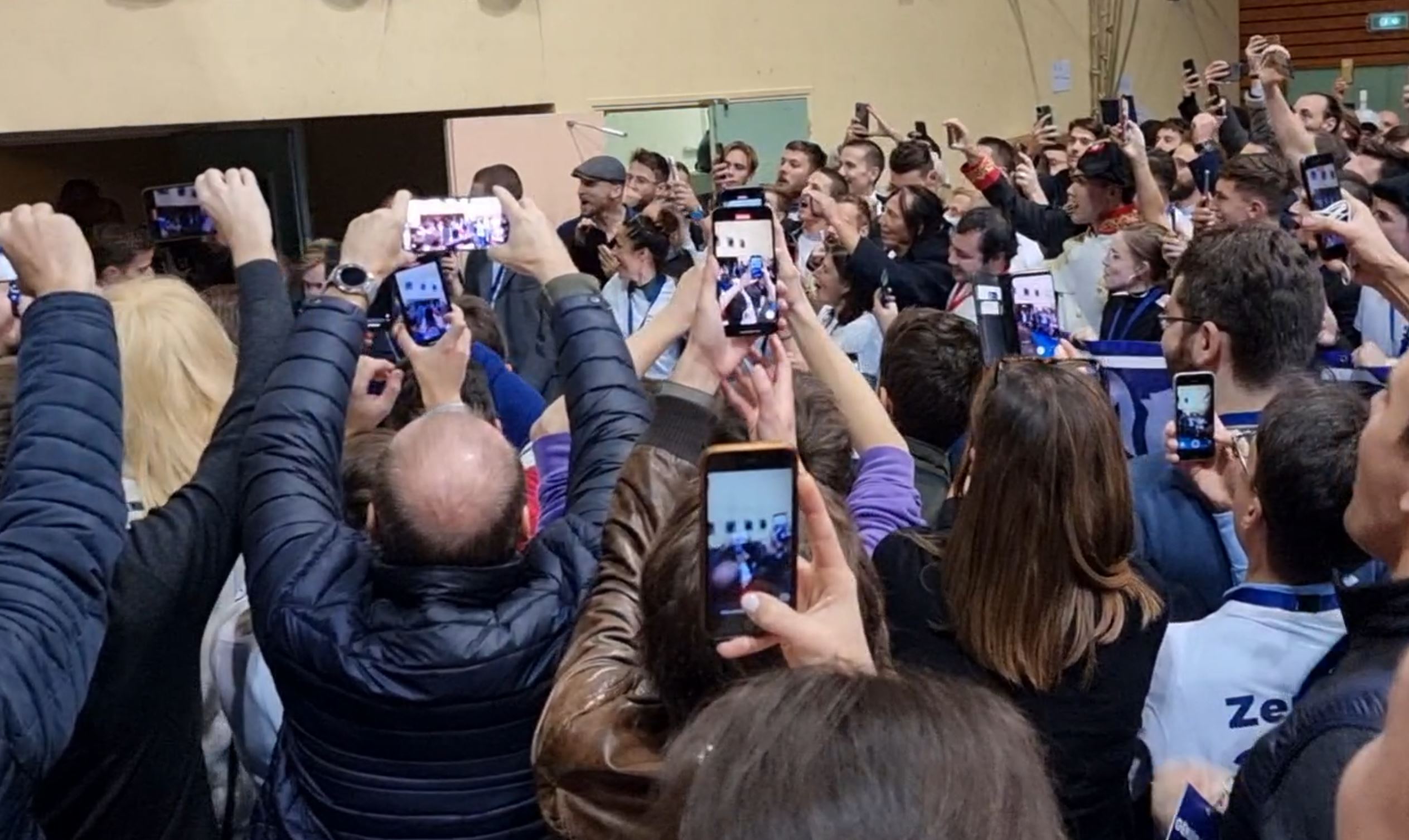 Éric Zemmour en conférence à Charvieu-Chavagneux